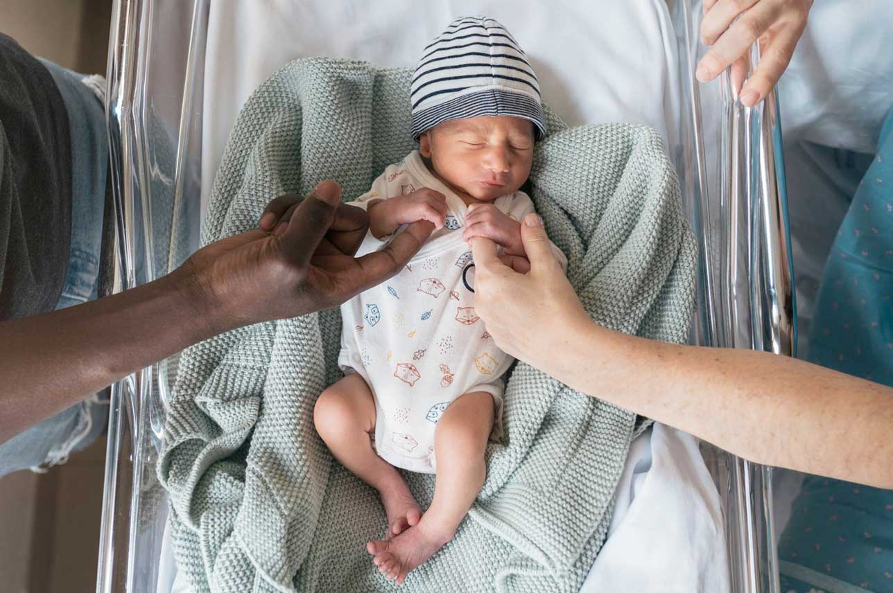 parents-baby-hospital-1